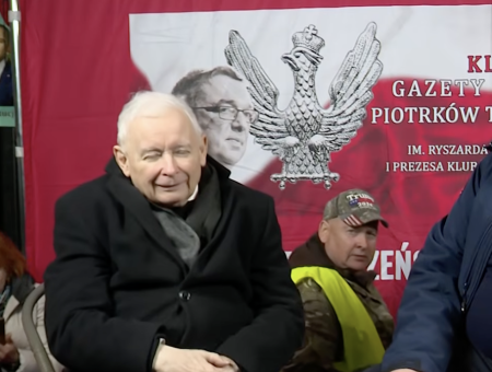 Jarosław Kaczyński jest chory i ma zwolnienie. 